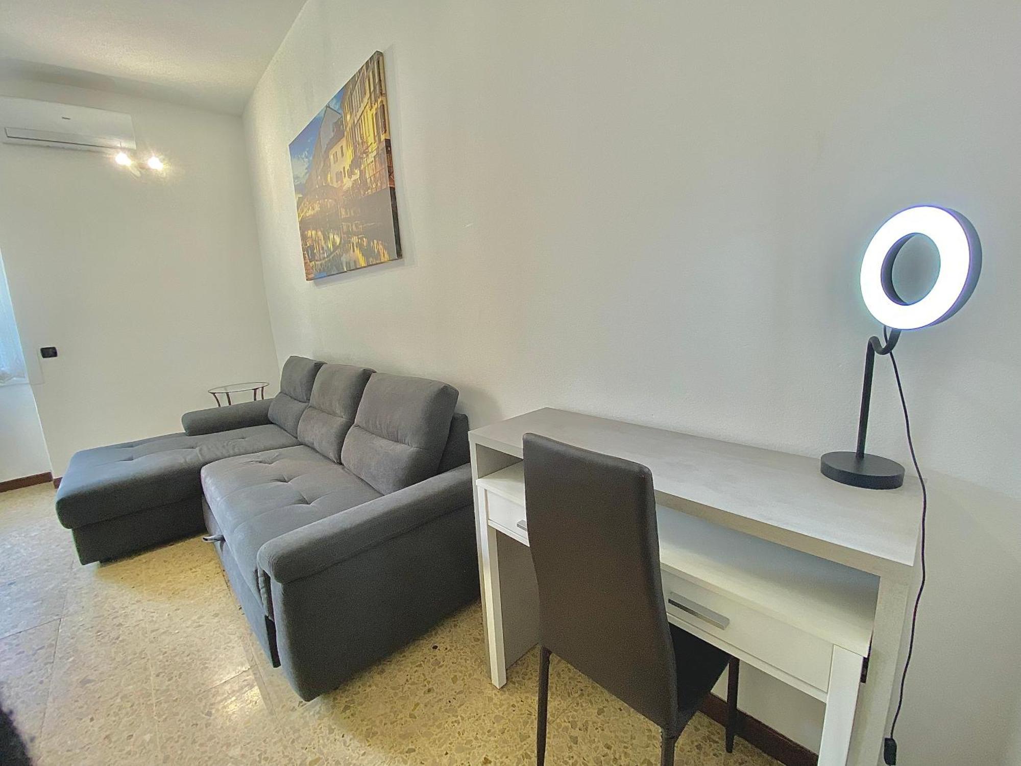 Apartment Famagosta Mailand
